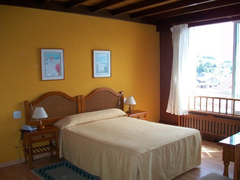 Hotel Sarga Sentirgalicia Cabañas