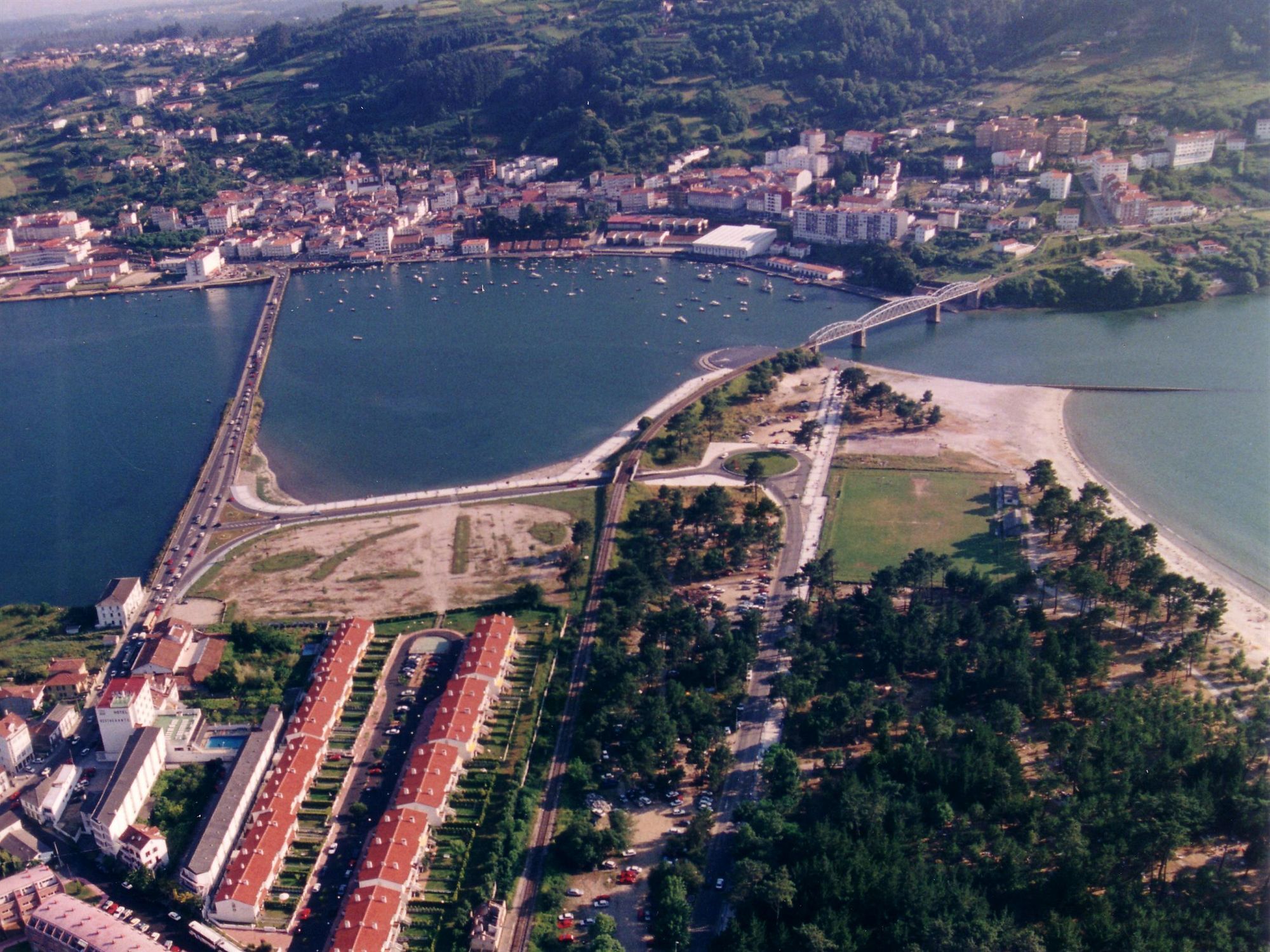 Sarga Sentirgalicia 3*